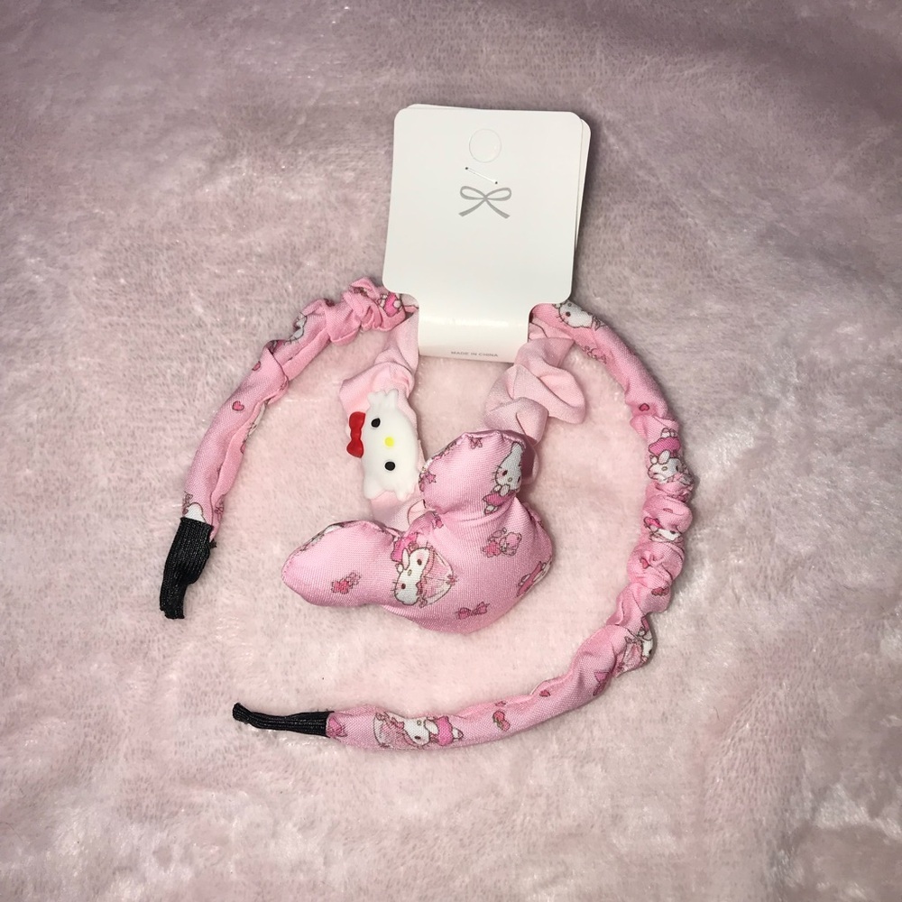 ✨✨5/$10✨✨ Hello Kitty Sanrio character headband and scrunchie set hair New